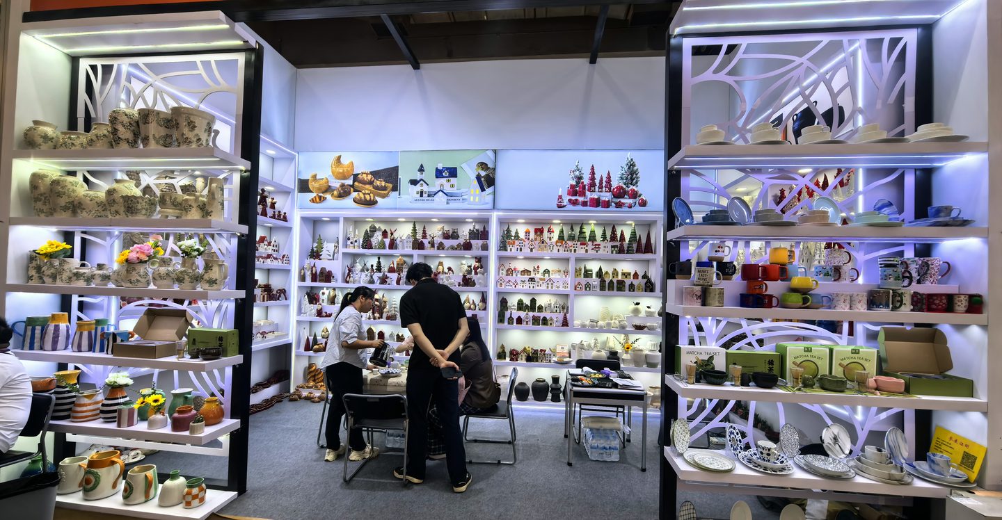 Wide view of the Youli Canton Fair ceramic booth