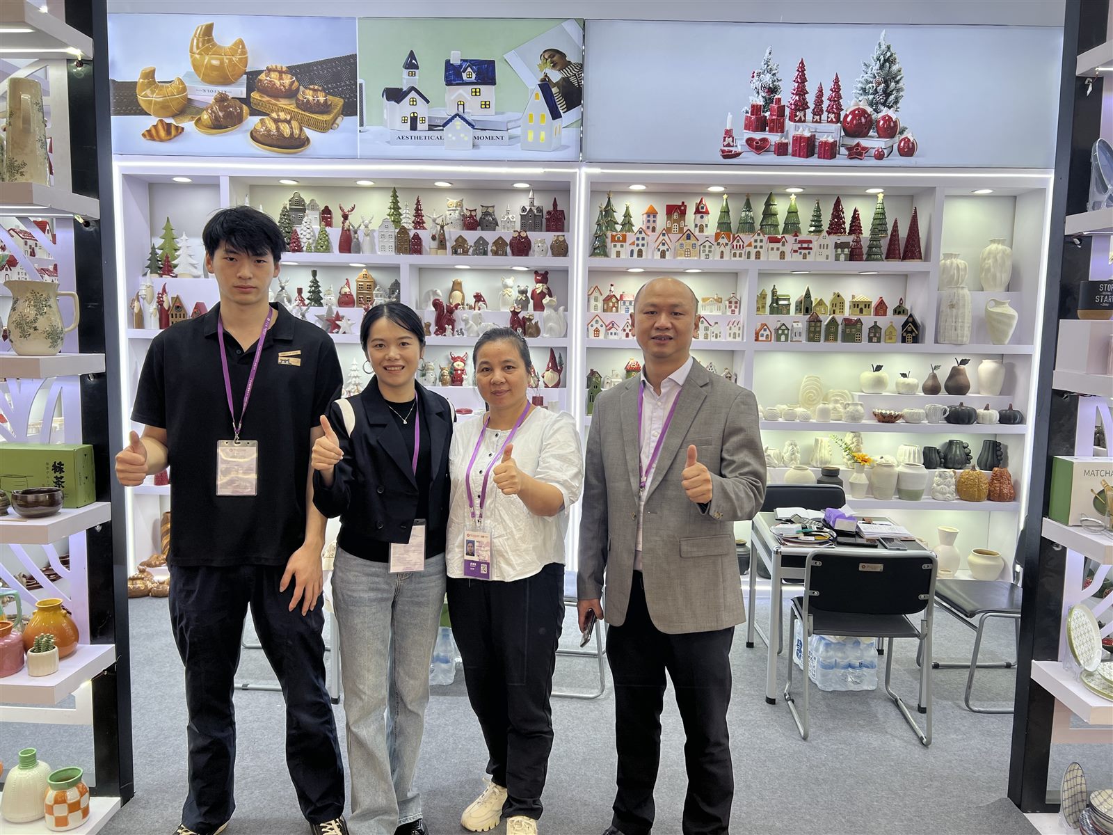 Xiamen Youli team at the 2025 Canton Fair ceramic booth with seasonal decor and home decor products