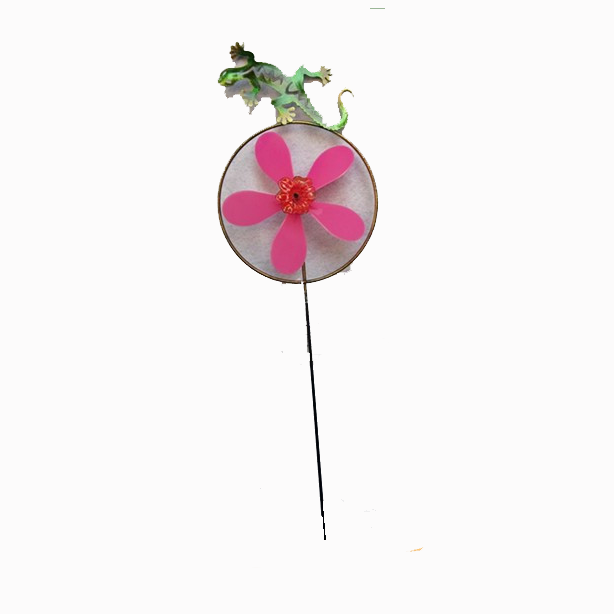 Decorative Metal Gecko Garden Ornament Wind Spinner from the Youli collection by Xiamen Youli