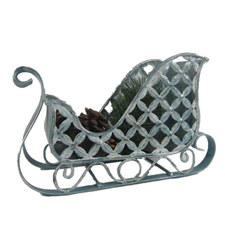 Christmas Iron Decorative Sleigh with from the Youli collection by Xiamen Youli