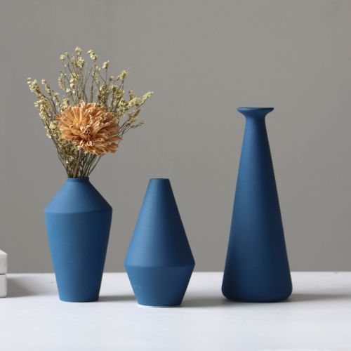 Ceramic vase samples and notes for an accurate quotation request