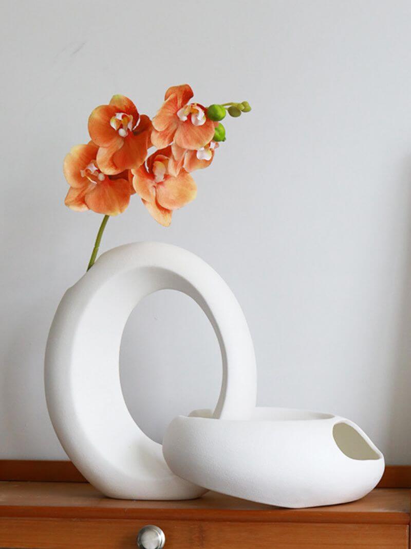Ceramic Candle Holder Product Display from the Youli collection by Xiamen Youli