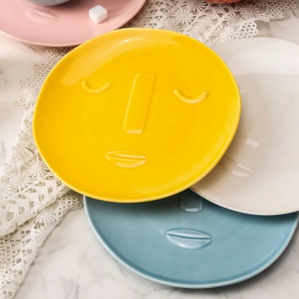 Refined Ceramic Dinnerware Face Pattern 7 from the Youli collection by Xiamen Youli