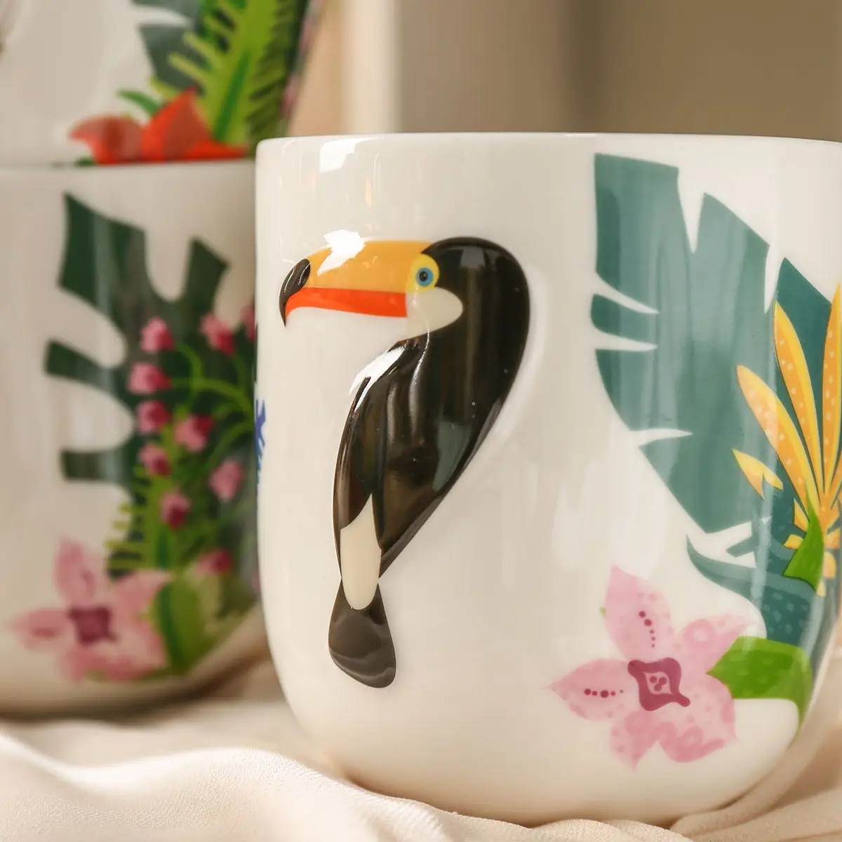 Parrot Pattern Ceramic Tea Cups 2 from the Youli collection by Xiamen Youli