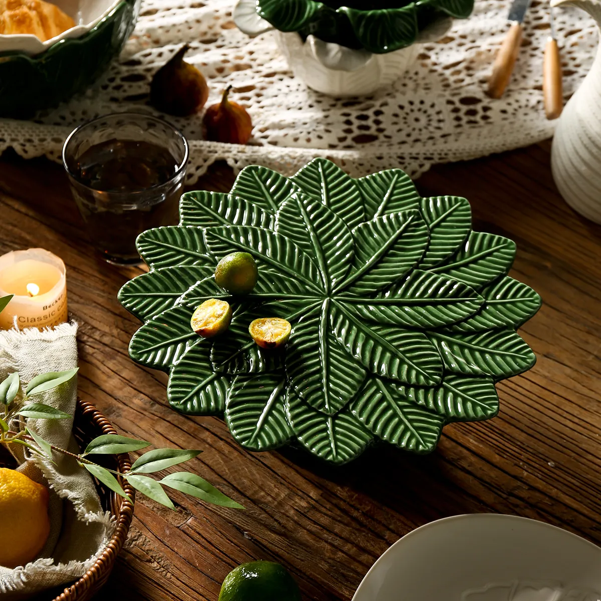 Natural Leaf Shape Porcelain Dinnerware 4 from the Youli collection by Xiamen Youli