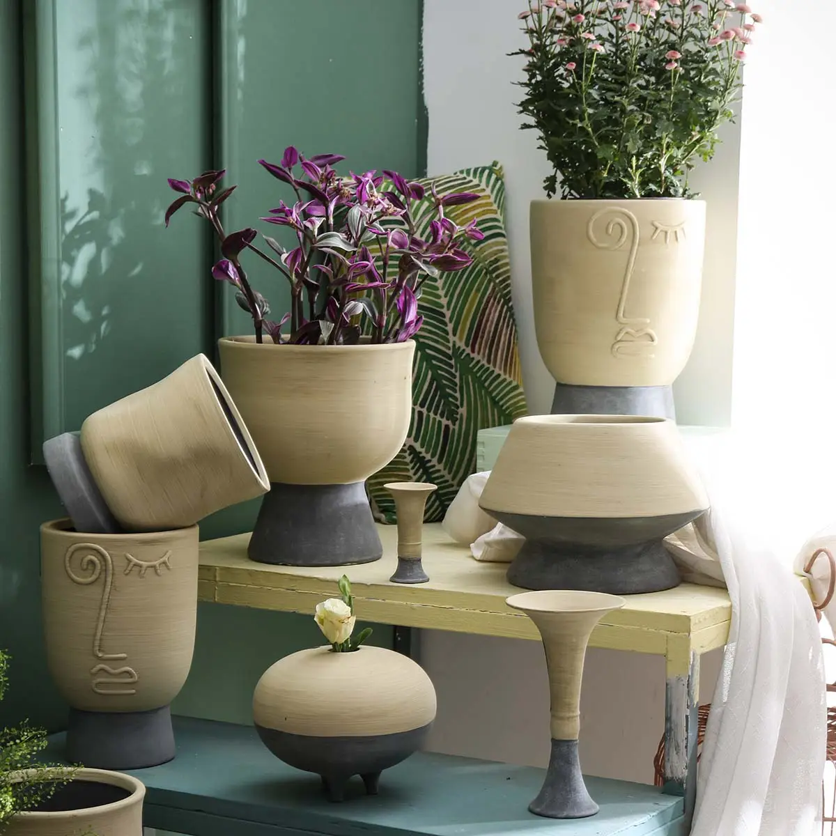 Cement Style Flower Pots and Planters 1 from the Youli collection by Xiamen Youli