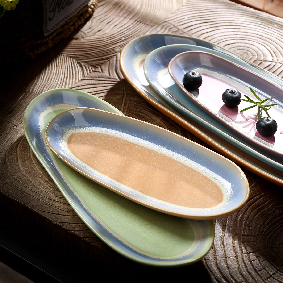 Soft Gradient Ceramic Dinner Plates 1 from the Youli collection by Xiamen Youli