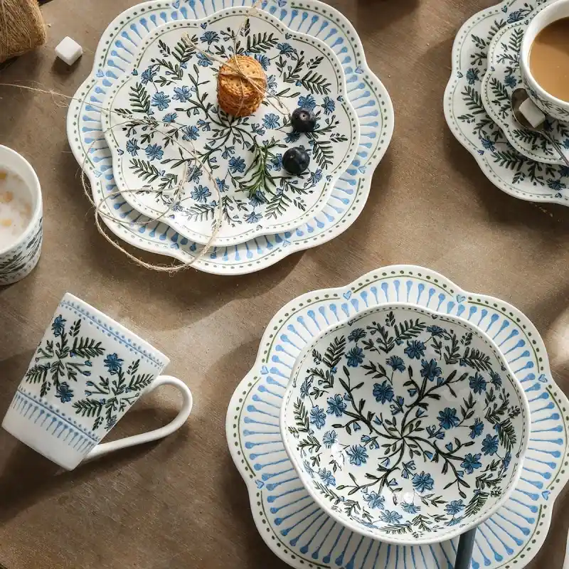 Floral Ceramic Salad Bowls 2 from the Youli collection by Xiamen Youli