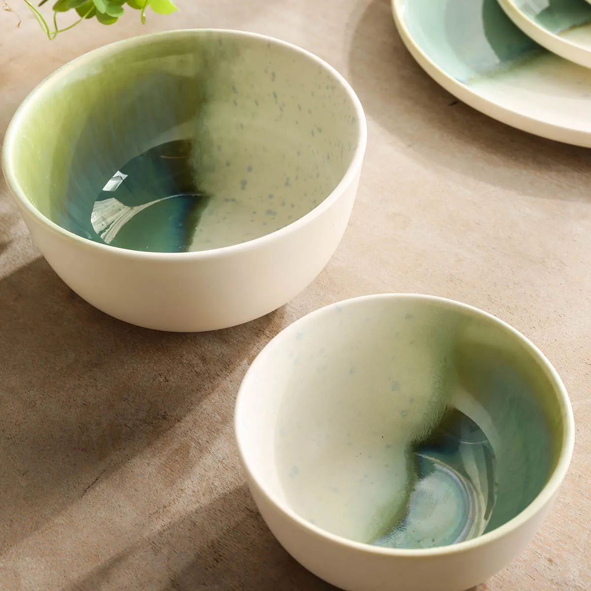 Floral Ceramic Salad Bowls 4 from the Youli collection by Xiamen Youli