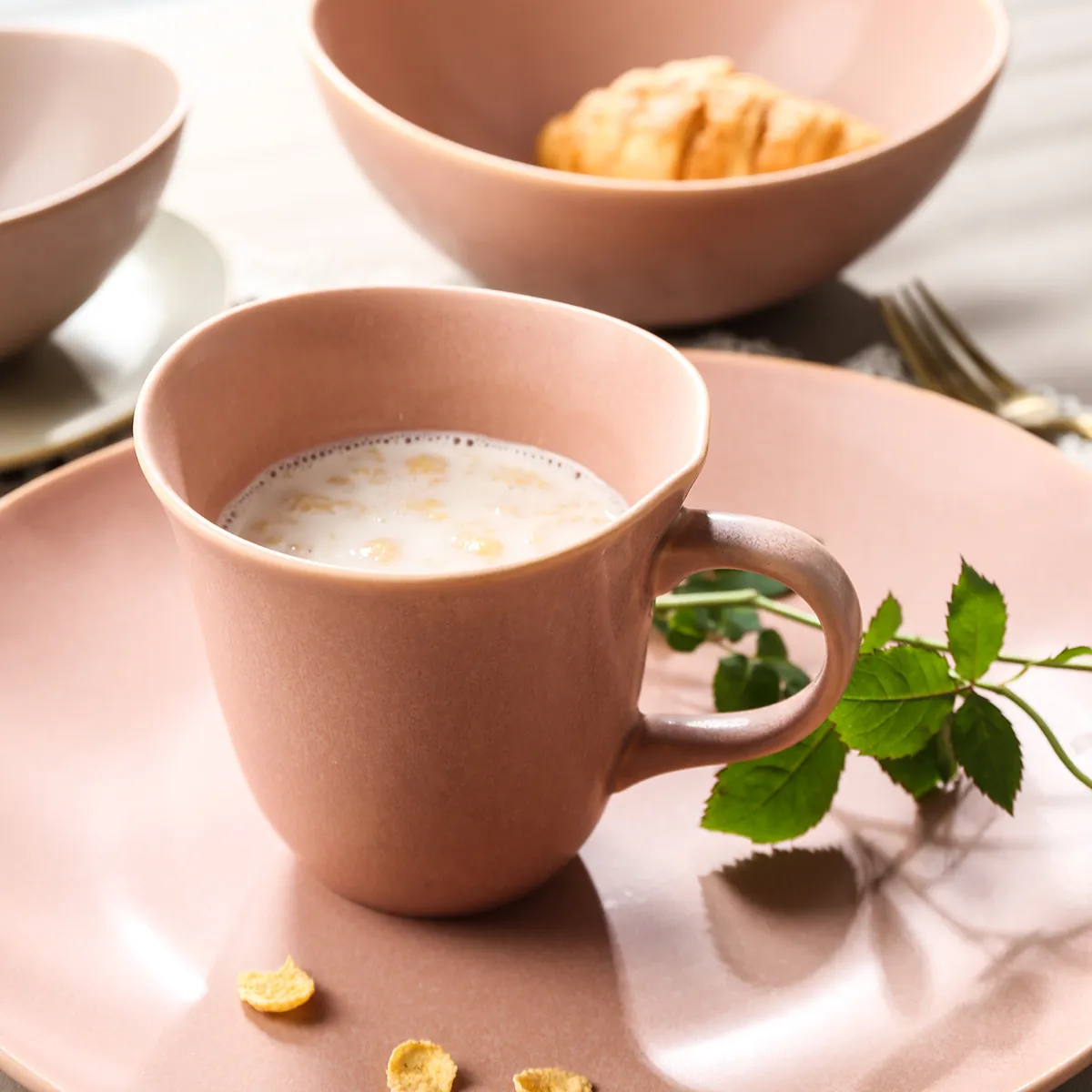 Cream Color Ceramic Coffee Mugs 2 from the Youli collection by Xiamen Youli