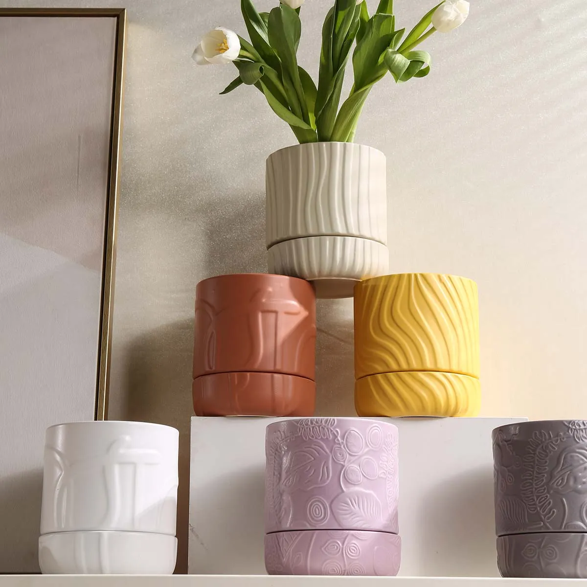 Artistic Ceramic Bud Vases 1 from the Youli collection by Xiamen Youli