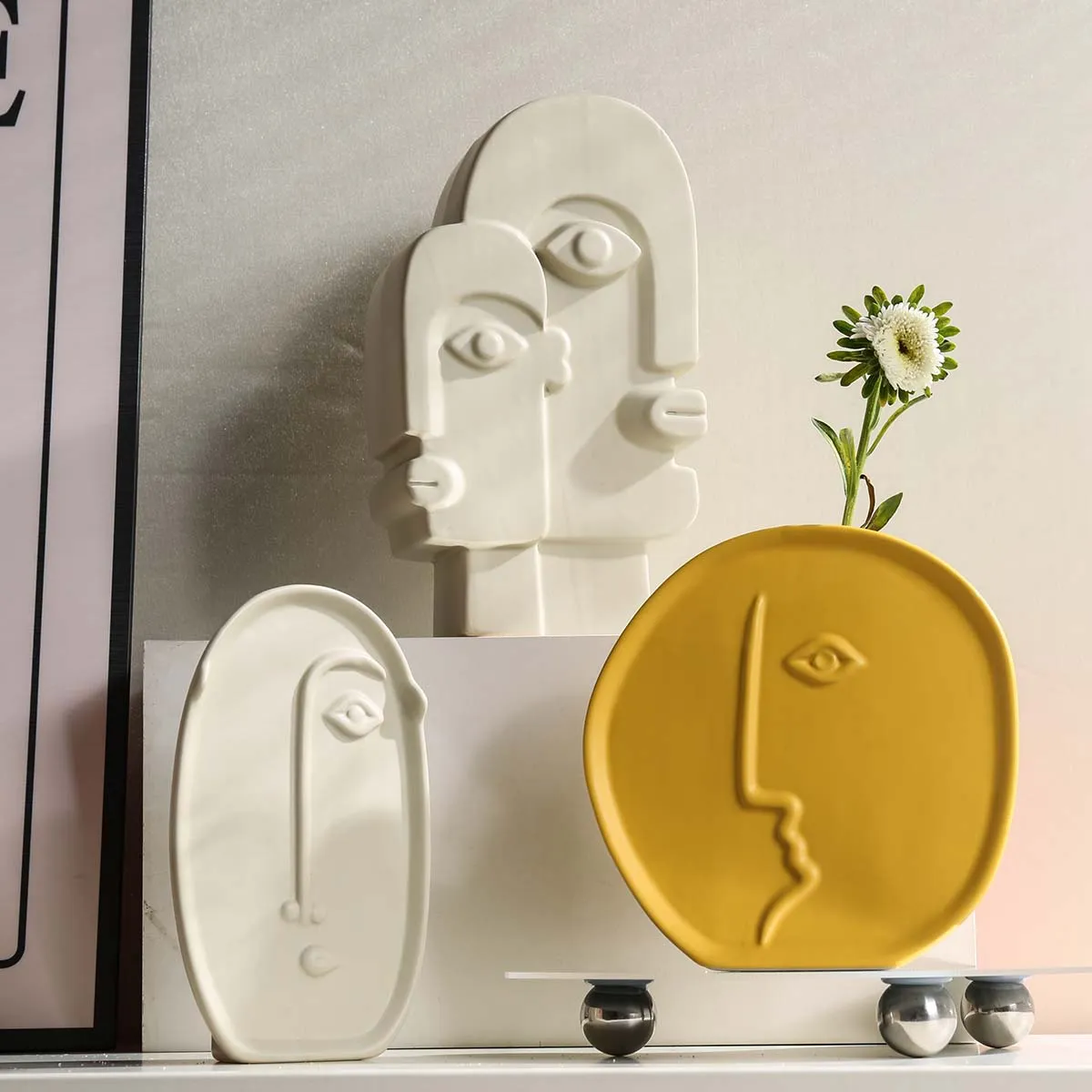 Artistic Ceramic Bud Vases 2 from the Youli collection by Xiamen Youli